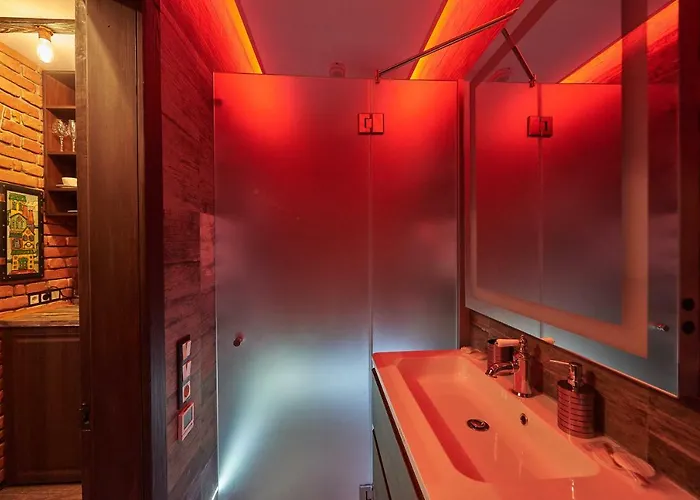 Aparthotel Quarter 4*